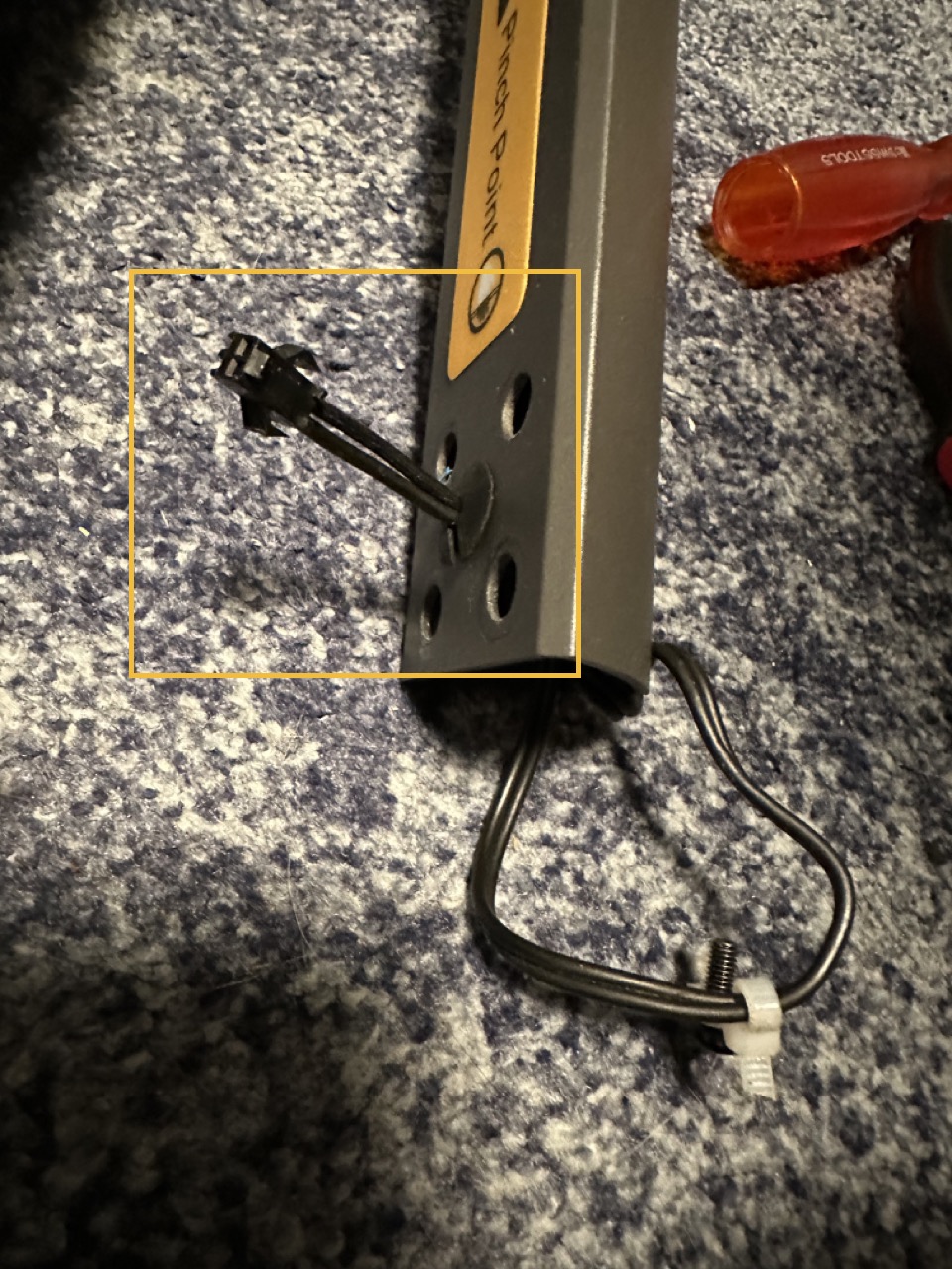 Grommet Handle